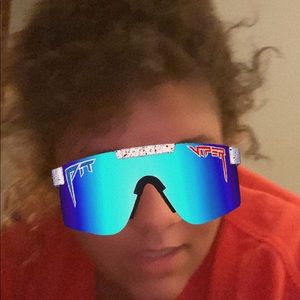 Meet your Posher, Ava